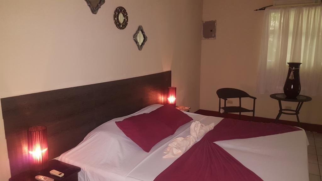 Hotel La Arboleda Managua Exteriör bild