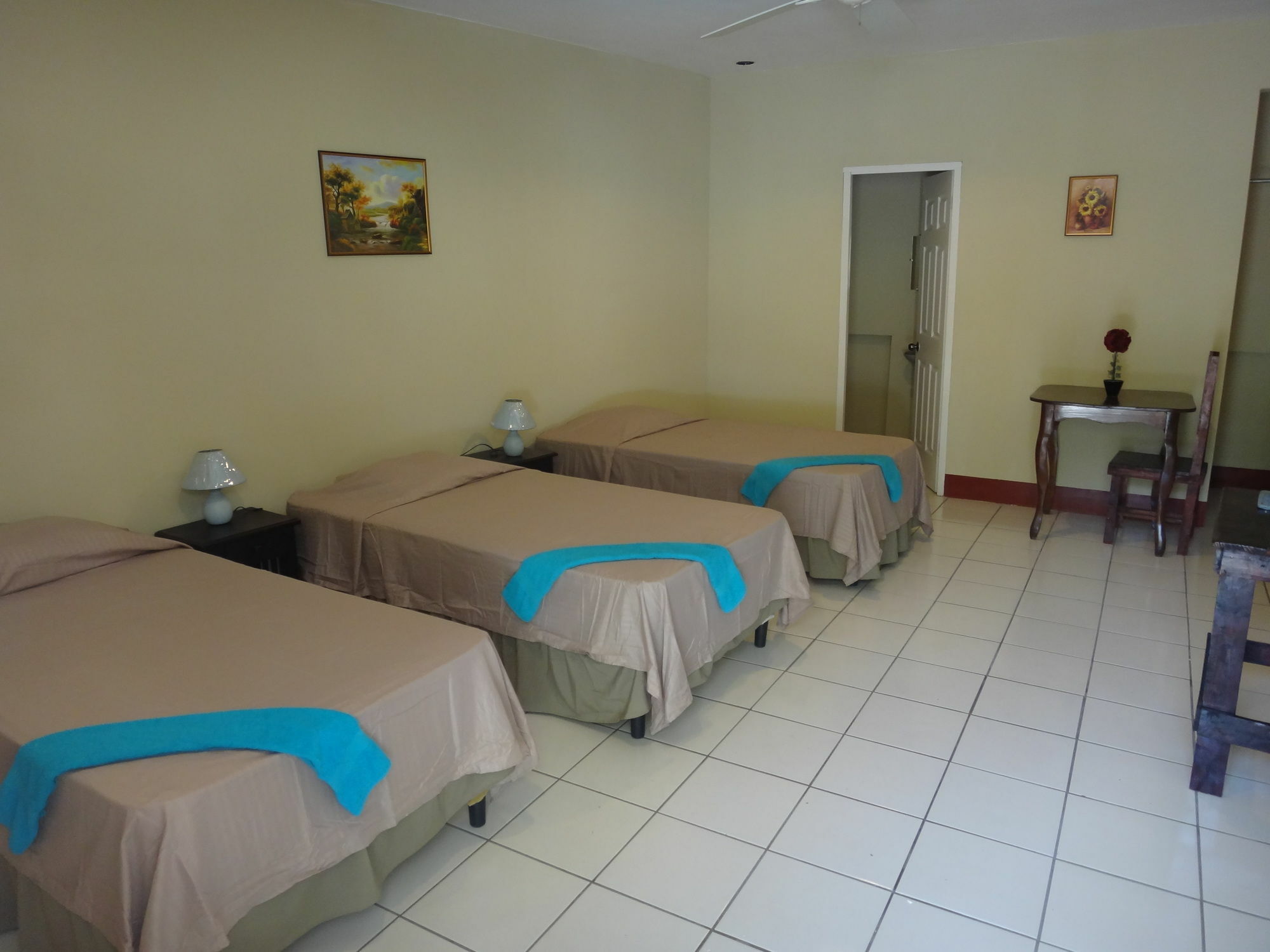Hotel La Arboleda Managua Exteriör bild
